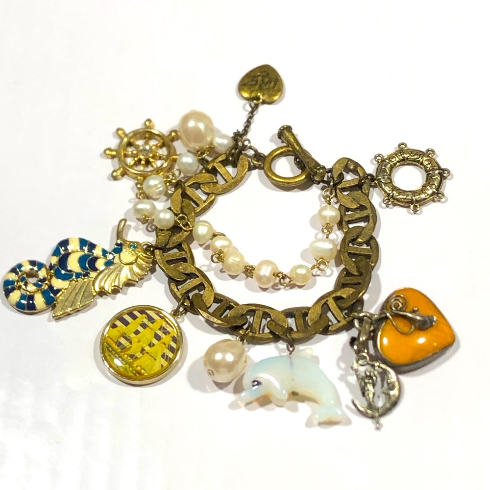 Rare Betsey Johnson, vintage shopaholic charm bracelet 🔥